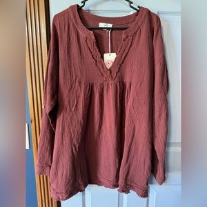 NWT size large Entro long sleeve shirt.